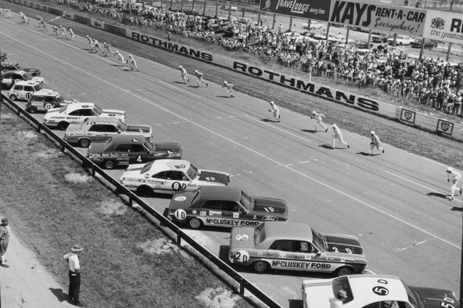 Surfers paradise International raceway file pic jan 1970 Running start for 12-hour endurance race for production cars. sport motor racing action qld RK/3101/4