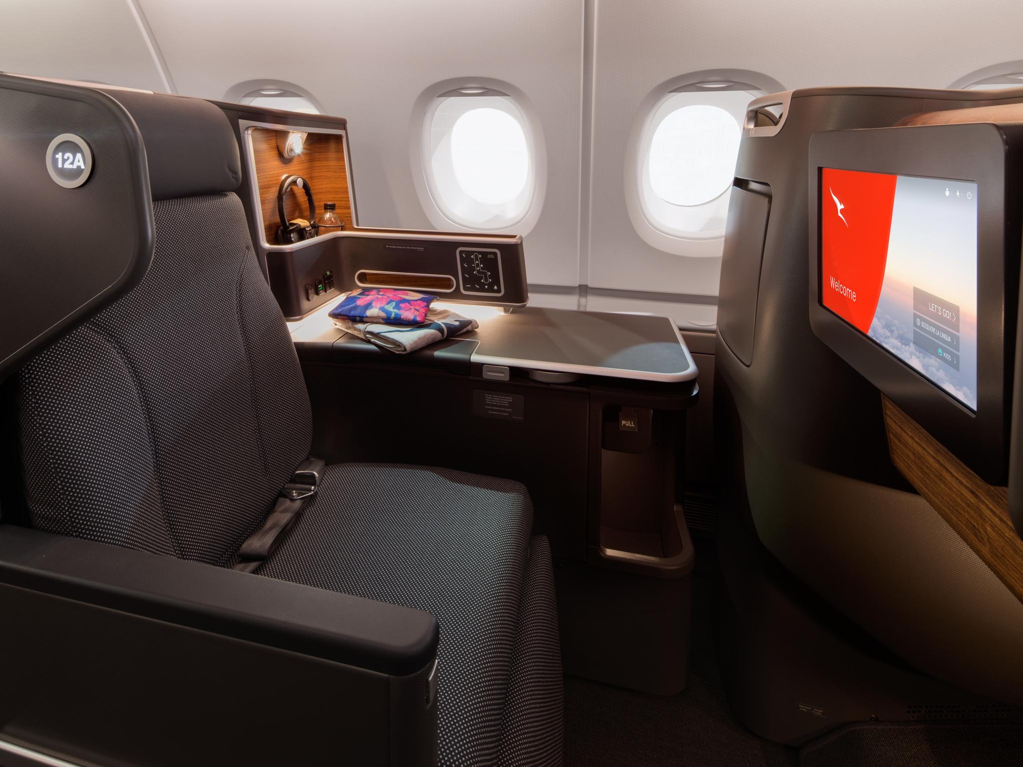 qantas business class