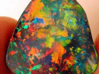 A rare Top Quality Gem of Queensland Boulder Opal mined in the Winton area - precious stones