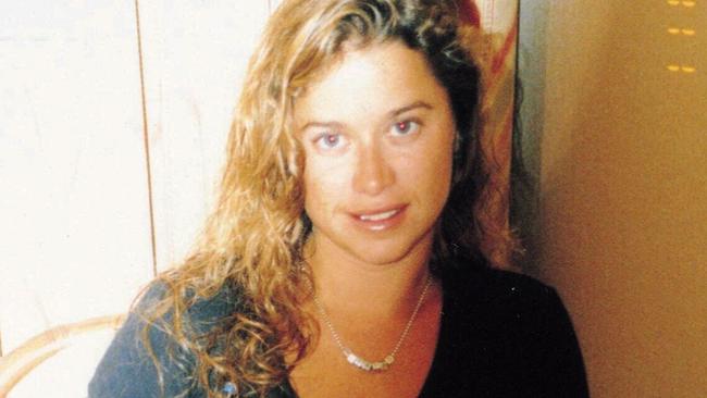 30/09/2006 PIRATE: Copy up-to-date photo of missing solicitor Ciara Eilish Glennon (27), last seen at Continental Hotel, Claremont 15/03/97, third person to disappear from nightclub, police under criticism for using earlier photos of missing woman with brunette hair.Missing Persons P/