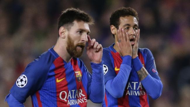 Barcelona's Lionel Messi (L) and Neymar.