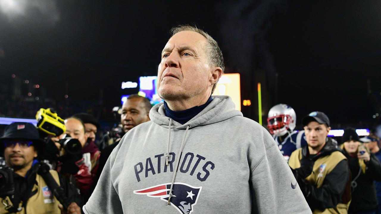 Bill Belichick, Adam Thielen have heated exchange during Patriots