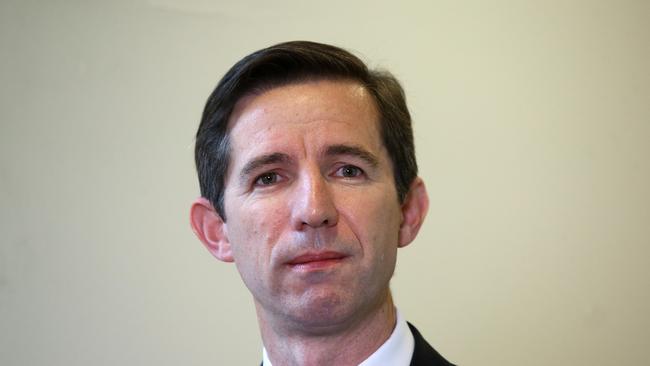 Education Minister Simon Birmingham has accused Bill Shorten of writing a secret letter to the Catholic hierarchy promising extra funding.