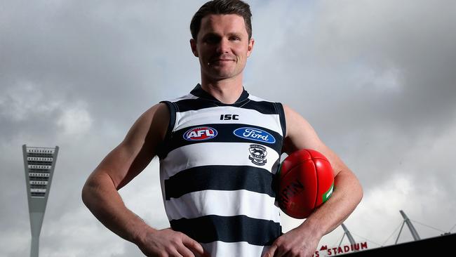 GEELONG, AUSTRALIA - OCTOBER 12: Patrick Dangerfield poses during a Geelong Cats AFL press conference at Simonds Stadium on October 12, 2015 in Geelong, Australia. (Photo by Quinn Rooney/Getty Images)