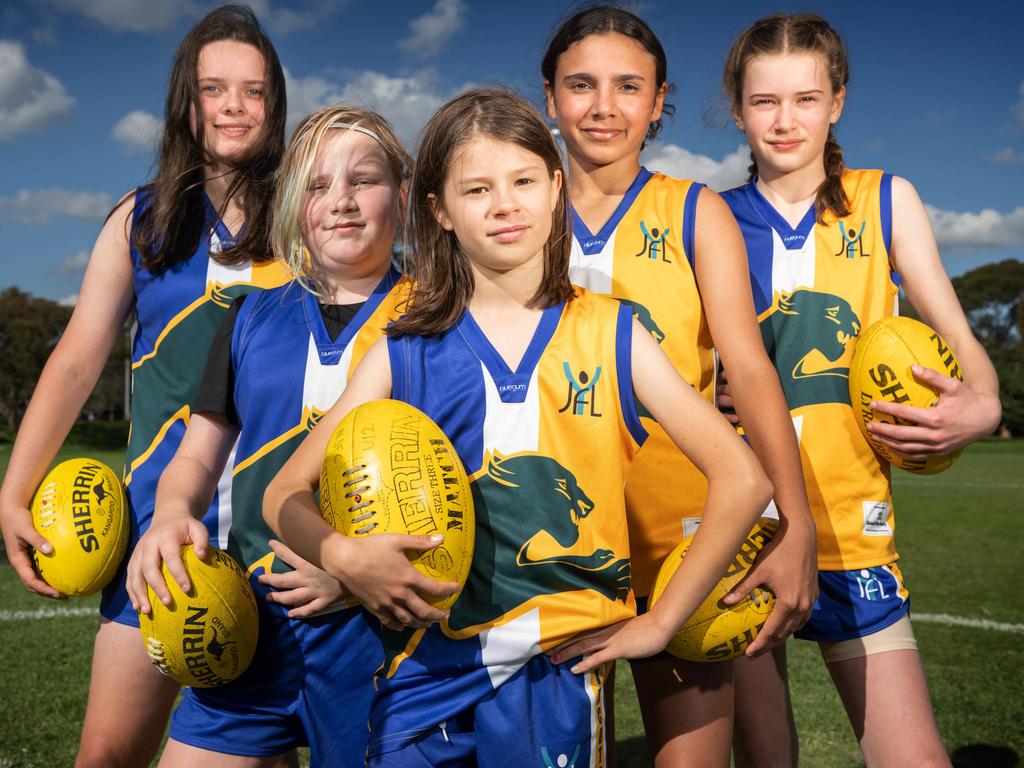 Junior Aussie rules participation on the rise: Girls lead charge ...