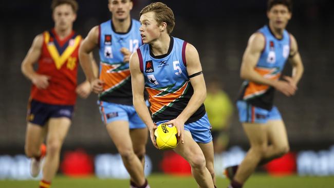 Braeden Campbell collects another possession for the Allies. Picture: Dylan Burns/AFL Photos