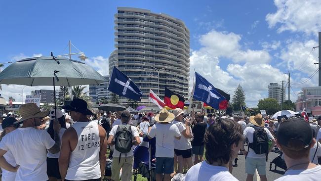 School teachers are among thousands to attend another anti-mandate rally at the Queensland-NSW border ahead of the state’s border reopening on Monda