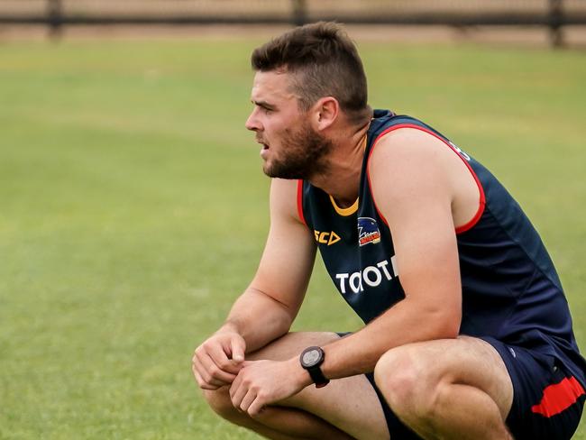 Crows training at Thebarton Oval, Monday November 19, 2018, Brad Crouch workring hard on the track - pic AAP/MIKE BURTON