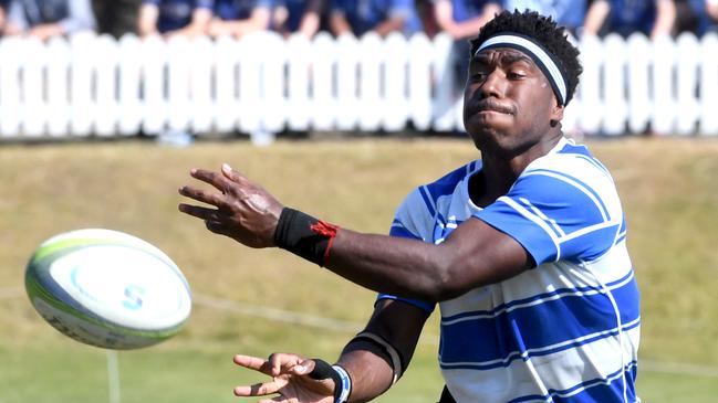 Nudgee College player Lastus Auakai in action last season.(AAP image, John Gass)