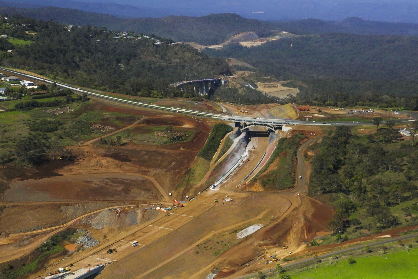 CONSTRUCTION: The Arch Bridges that carry traffic from the New England Highway across the Toowoomba Second Range Crossing. Picture: Above Photography