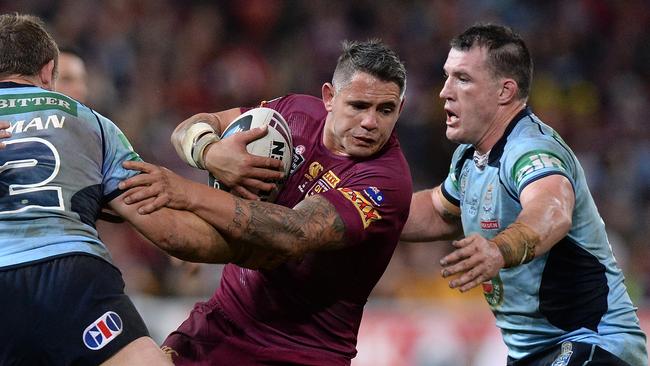 Corey Parker takes on the NSW defence.