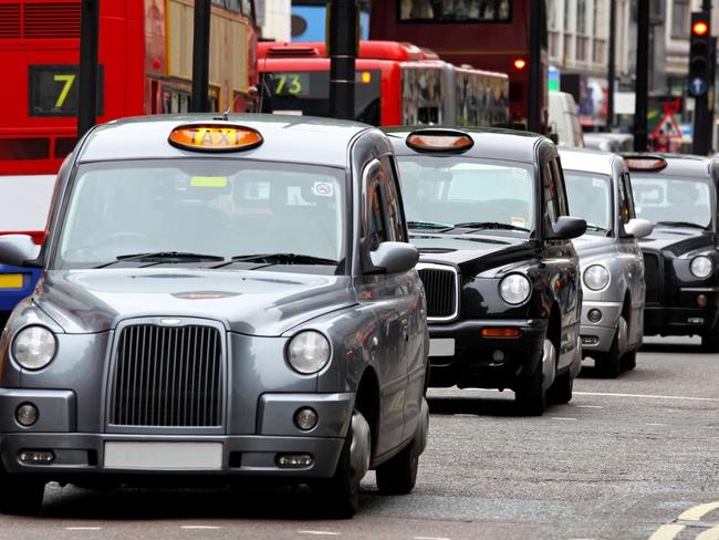 UK Taxi driver returns passengers bag of money | news.com.au ...