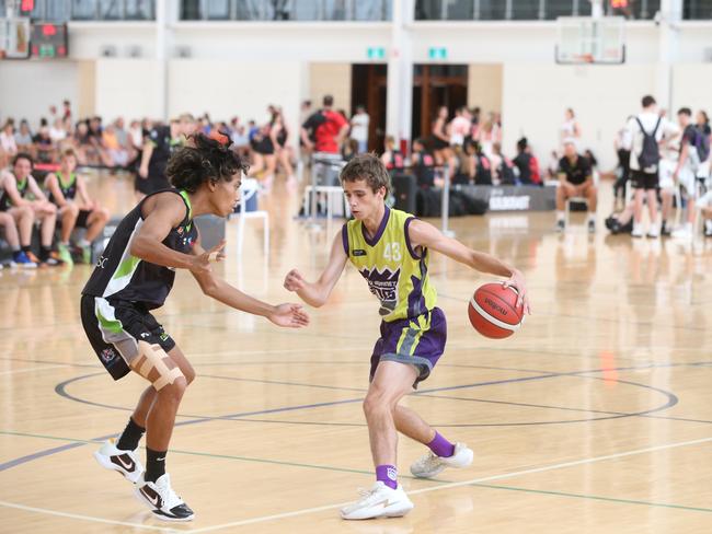 Basketball QLD U18's State Championships 2024 semi-finals day. Div 5 and 6. Yellow South Burnett vs. Sunshine Coast Rip City. 13 January 2024 Carrara Picture by Richard Gosling