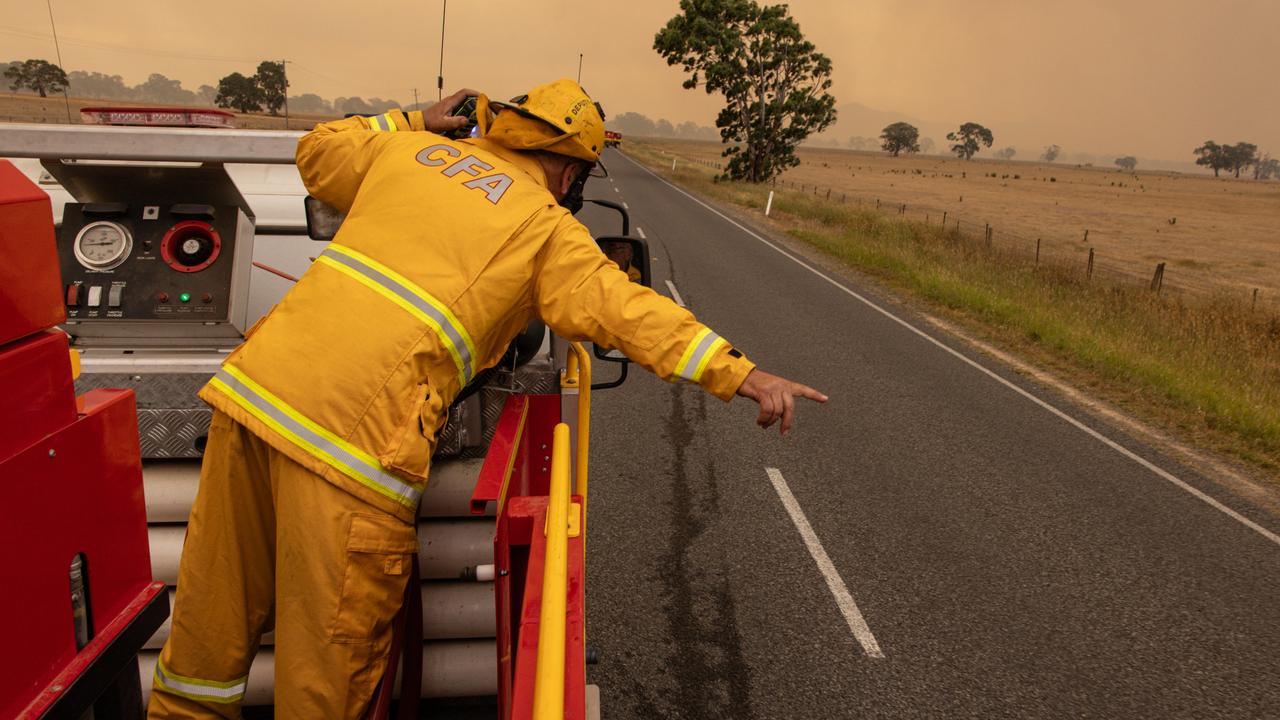 ‘Size of Singapore’: Massive bushfire warning