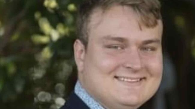 22yo engineer builds campaign on roads, rates, rubbish