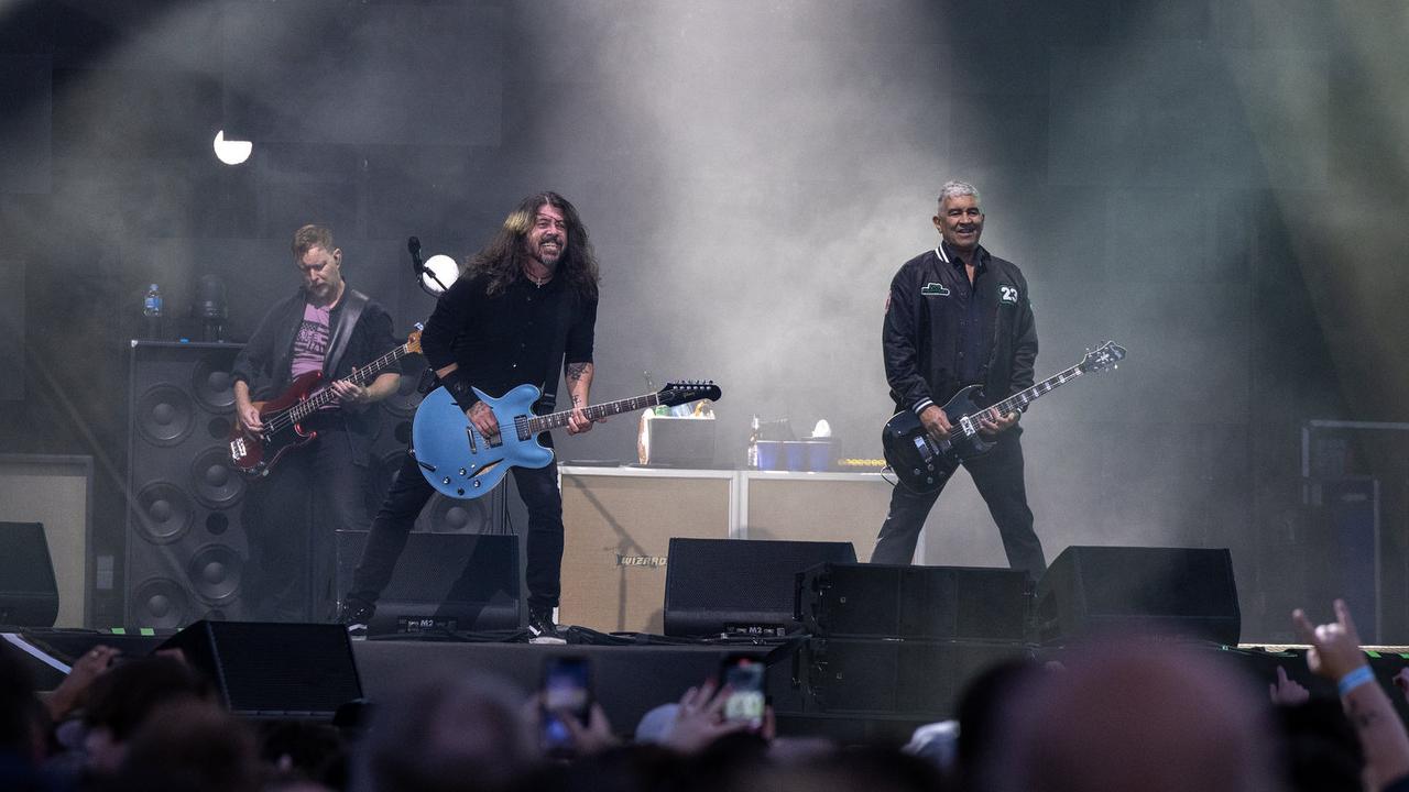 Foo Fighters Adelaide concert review: Coopers Stadium, December 2 ...