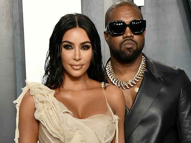 BEVERLY HILLS, CALIFORNIA - FEBRUARY 09: (L-R) Kim Kardashian and Kanye West attend the 2020 Vanity Fair Oscar Party hosted by Radhika Jones at Wallis Annenberg Center for the Performing Arts on February 09, 2020 in Beverly Hills, California. (Photo by Frazer Harrison/Getty Images)