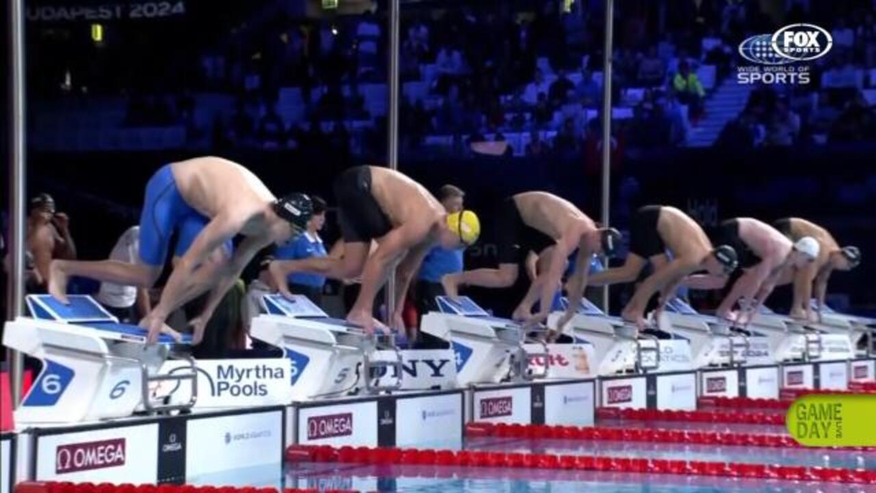 USA smash world record in 4x200m relay