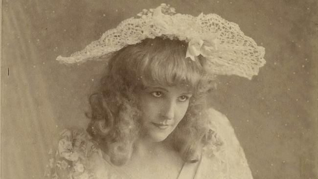 Nellie Stewart in the production of Paul Jones. Picture: State Library NSW