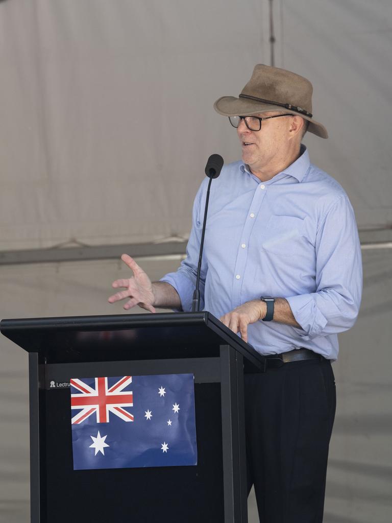 ABC's David Iliffe hosts the Australia Day celebrations at Picnic Point in Toowoomba. Thursday, January 26, 2023. Picture: Nev Madsen.