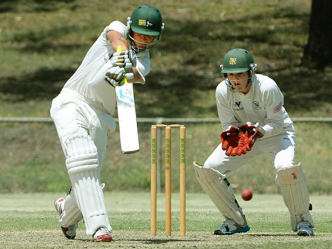 Simon Hill gets on the front foot. Picture: Carmelo Bazzano