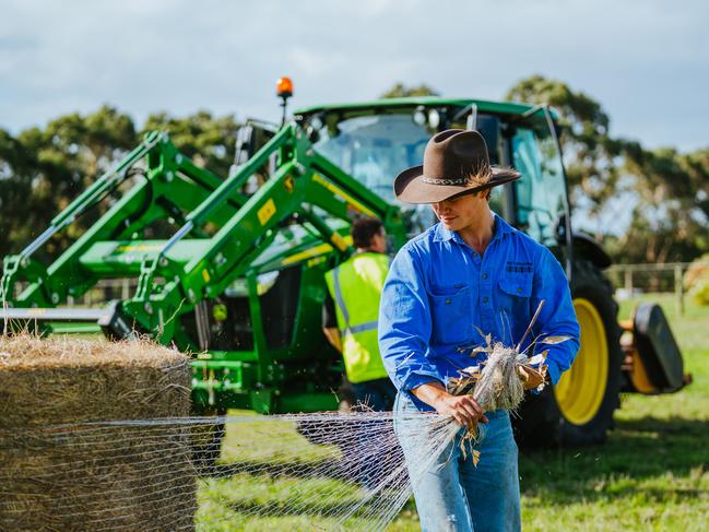 Brandt's early ordering period for John Deere Netwrap range is open until the end of July.