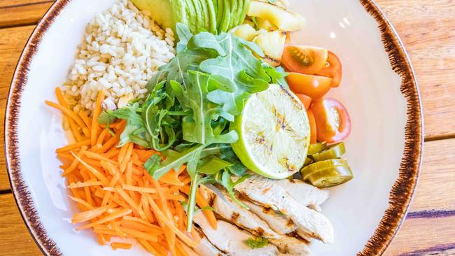 The menu promised chargrilled chicken in the poke bowl, but that’s not what was delivered.