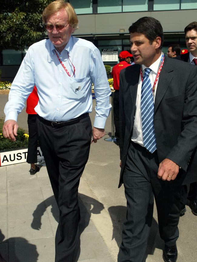 Businessman Ron Walker and Premier Steve Bracks at the 2003 Australian Grand Prix.