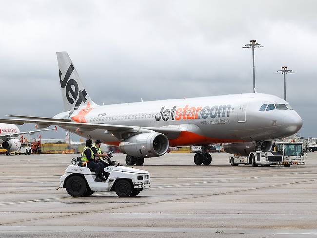 MELBOURNE,AUSTRALIA-NewsWire Photos NOVEMBER 23, 2020 : Borders around Australia begin to open up again during COVID-19. The first Jertstar flight to Sydney taxis for take off at Melbourne Airport. Picture : NCA NewsWire / Ian Currie