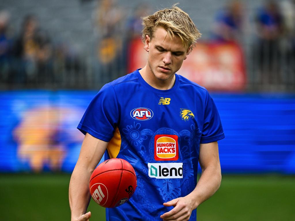 Jack Hutchinson showed his talents as a midfielder in round 24 last year. Picture: Daniel Carson/AFL Photos via Getty Images