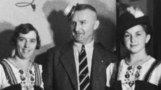 Helene Kranz, Rudolph Duerkop and Clare Kosmala. Photo National Archives of Australia