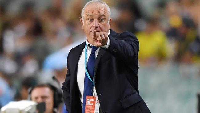 Graham Arnold has a big decision ahead. (AAP Image/David Moir)