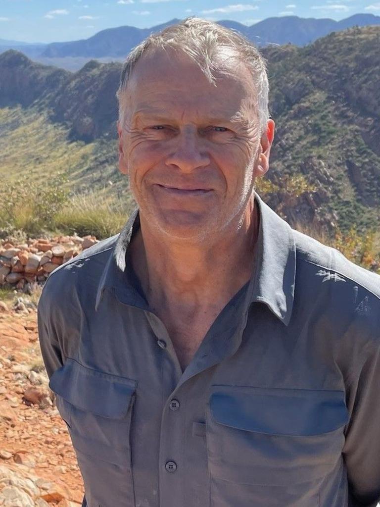 Missing hiker Alistair Thomson found dead near Alice Springs after  week-long disappearance | NT News