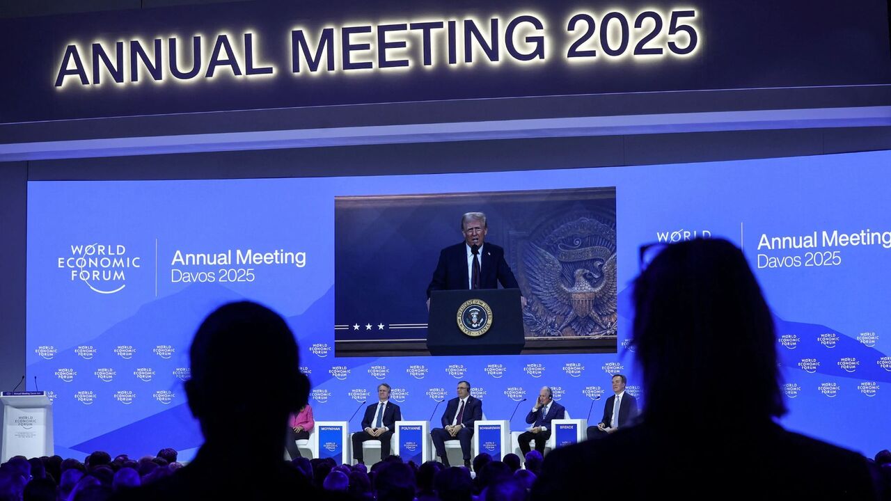 US President Trump threatens tariffs at 2025 Davos World Economic Forum