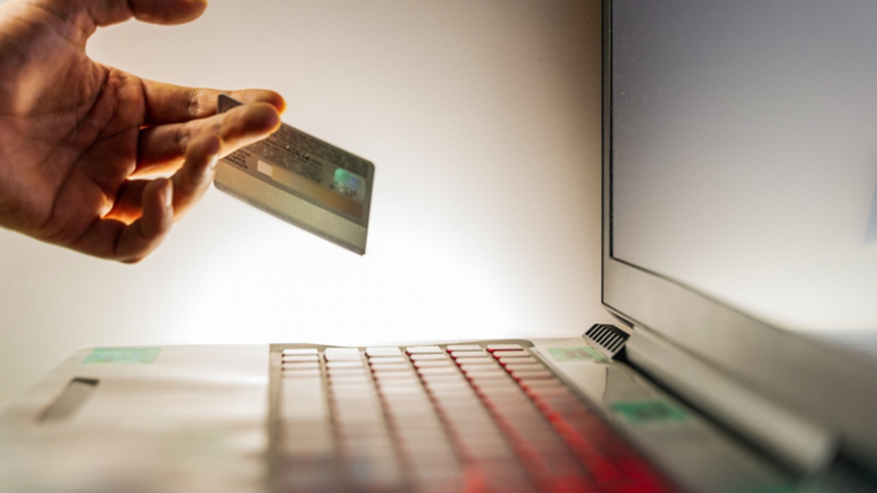 Avoid the scam traps in digital purchases this Christmas | Gold Coast ...