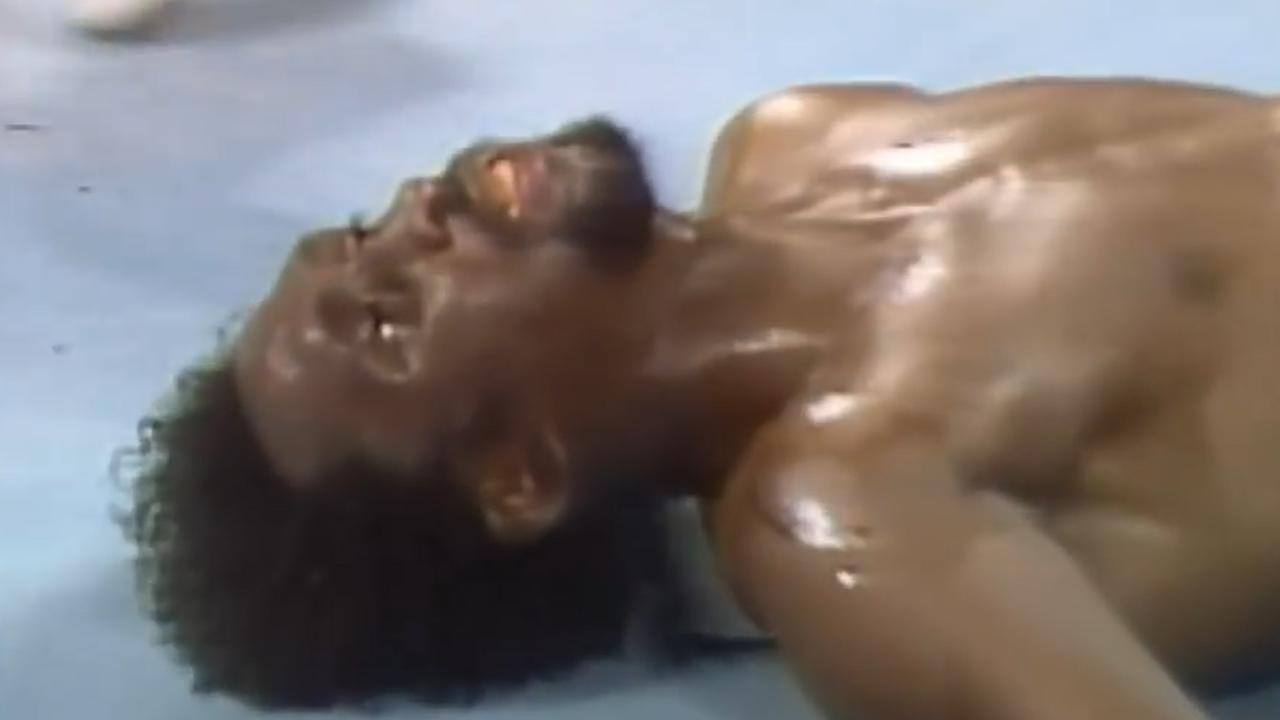 Thomas Hearns managed to get up by the count of 9 but couldn't continue the fight.