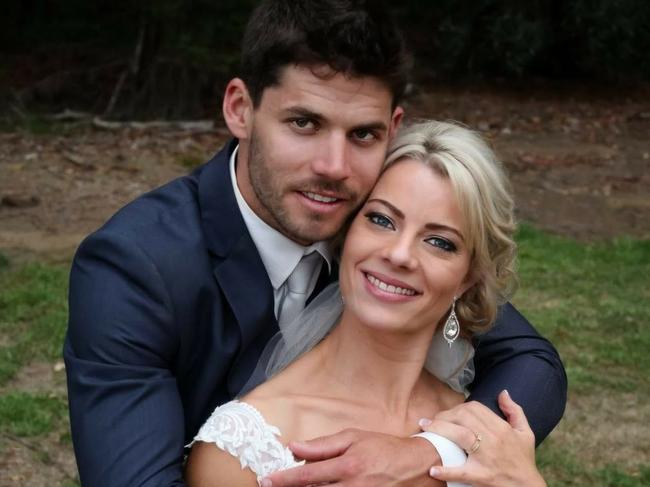 Tasmanian Jesse Youd is being mourned after he drowned in a bucks party tragedy in Mildura. Pictured with wife Sarah-Jayne Youd. Picture: Facebook.