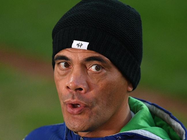 Warriors coach Stephen Kearney is weighing up his options elsewhere. Picture: AAP/Dan Himbrechts