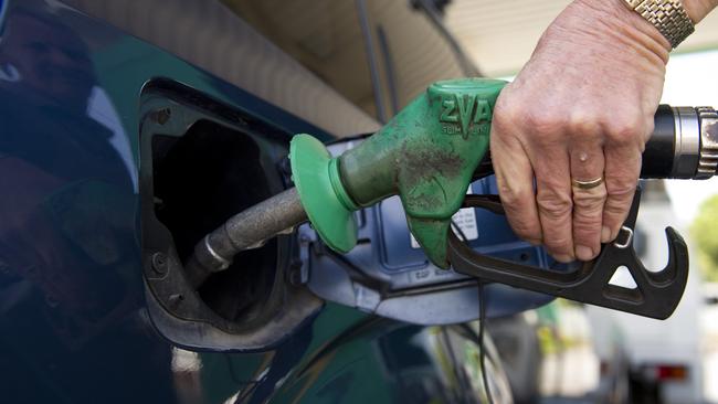 Beat the bowser: How to save $1000 a year on petrol
