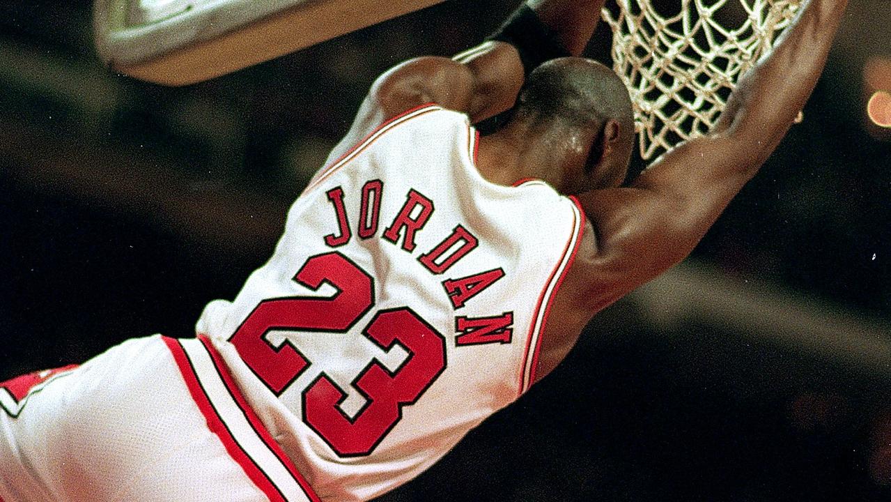 Why did Michael Jordan wear number 23? Why he switched to no 45