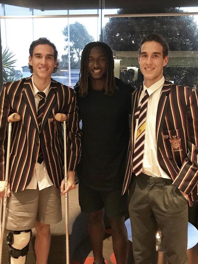 Max King (left) with Nic Naitanui and his brother Ben King. 