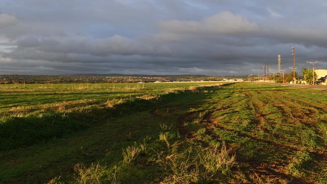 The site of Hickinbotham's Sunset housing development, which straddles Port Noarlunga South and Seaford Meadows. Picture: Tricia Watkinson