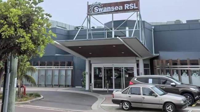 Police allege the man attempted to sell vapes, which he had stolen during an armed robbery, to teenagers at Swansea RSL Club. Picture: Google Maps.