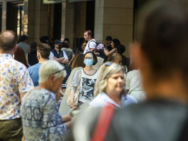 SYDNEY, AUSTRALIA - NewsWire Photos NOVEMBER 15, 2020:  A general view is seen of shoppers is seen in Pitt Street Mall. Picture: NCA NewsWire / Jenny Evans