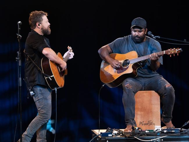 Busby Marou playing at the 2021 Queensland Tourism Awards.