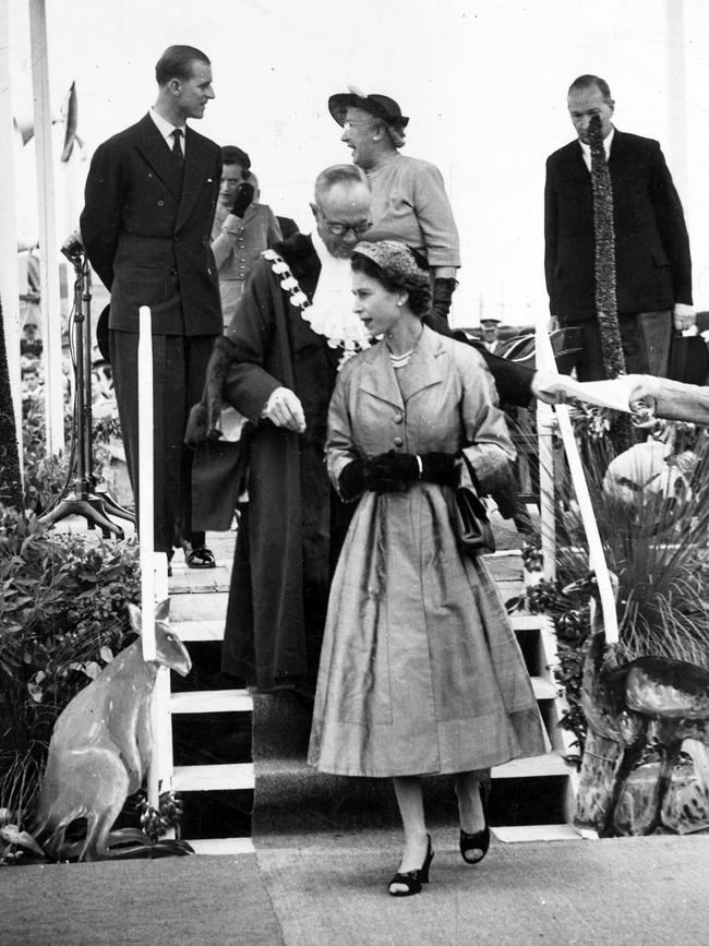 Queen Elizabeth II and Prince Philip arrive at Mount Gambier in 1954 with Mayor H. Marks.