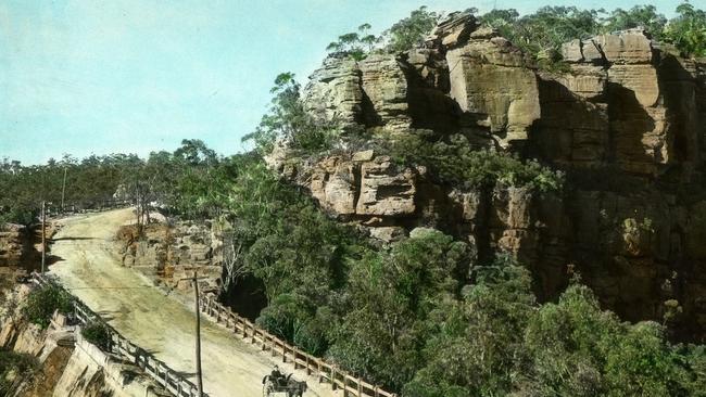 Victoria Pass on the Great Western Highway. Picture: Blue Mountains City Library Local Studies Collection