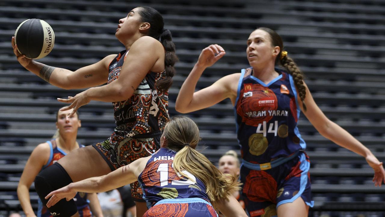 Zitina Aokuso drives to the basket during the round one WNBL match between Bendigo Spirit and Townsville Fire at Red Energy Arena, on November 04, 2023, in Bendigo, Australia. (Photo by Martin Keep/Getty Images)