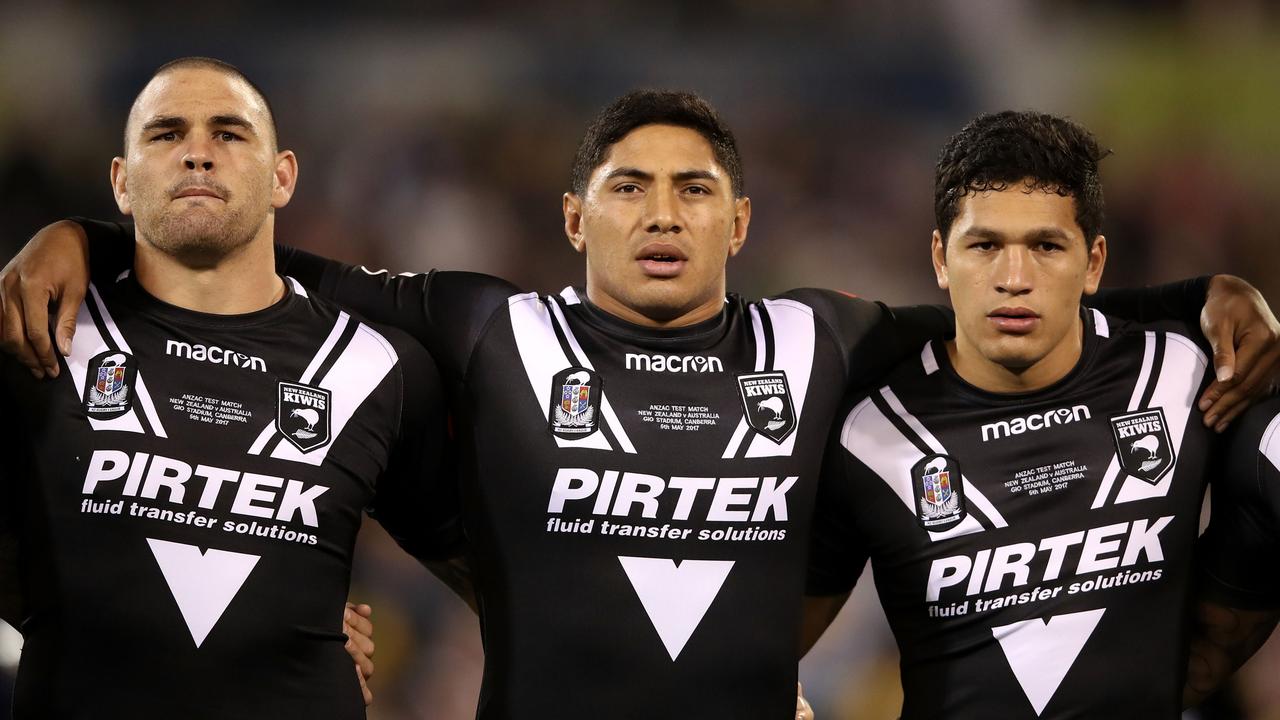 Russell Packer, Jason Taumalolo and Roger Tuivasa-Sheck of the Kiwis sing the national anthem before the ANZAC Test match between the Australian Kangaroos and the New Zealand Kiwis at GIO Stadium on May 5, 2017 in Canberra, Australia. (Photo by Mark Kolbe/Getty Images)