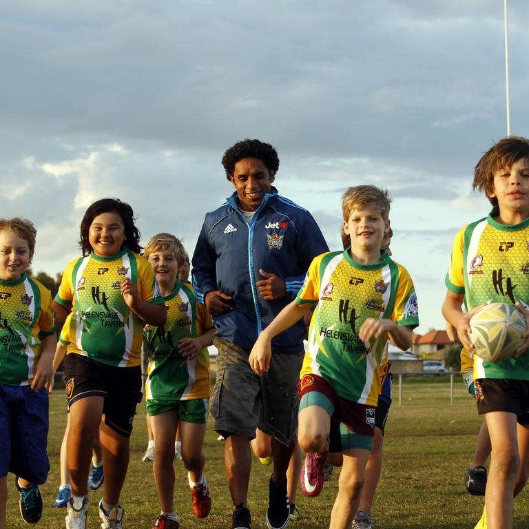 Preston Campbell's son Jayden Campbell (ball).